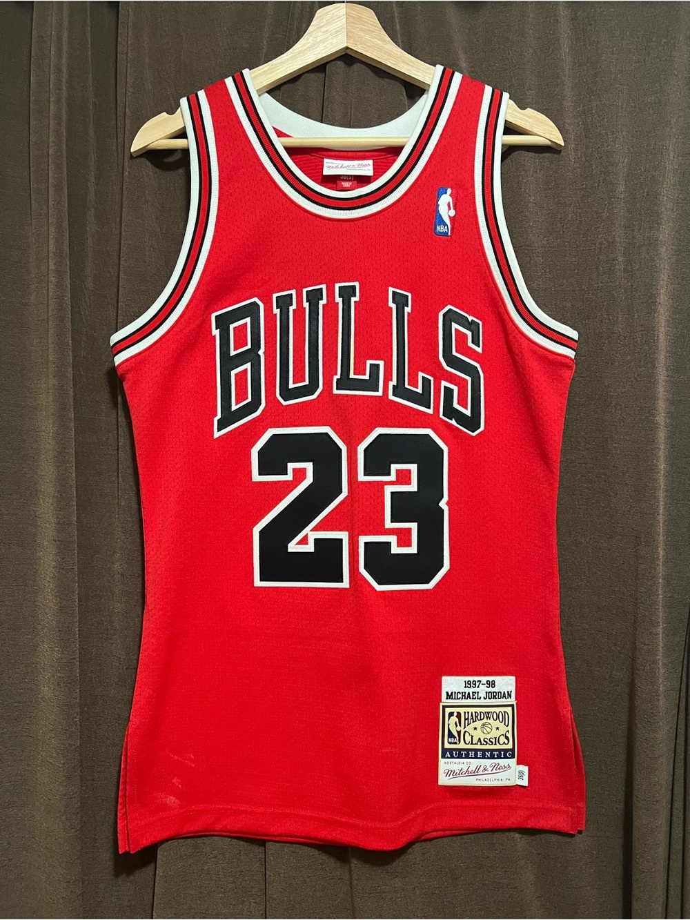 Mitchell &Ness NBA Chicago Bulls 1997-1998 Michael Jordan Authentic Jersey - S